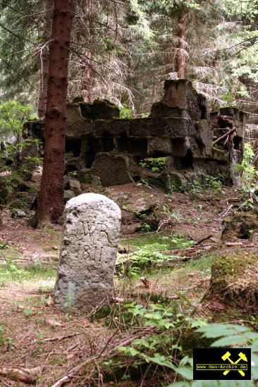 bauliche Reste nahe dem SDAG Wismut Schacht 337, Revier Johanngeorgenstadt, Erzgebirge, Sachsen 21. Mai 2009 (2).jpg